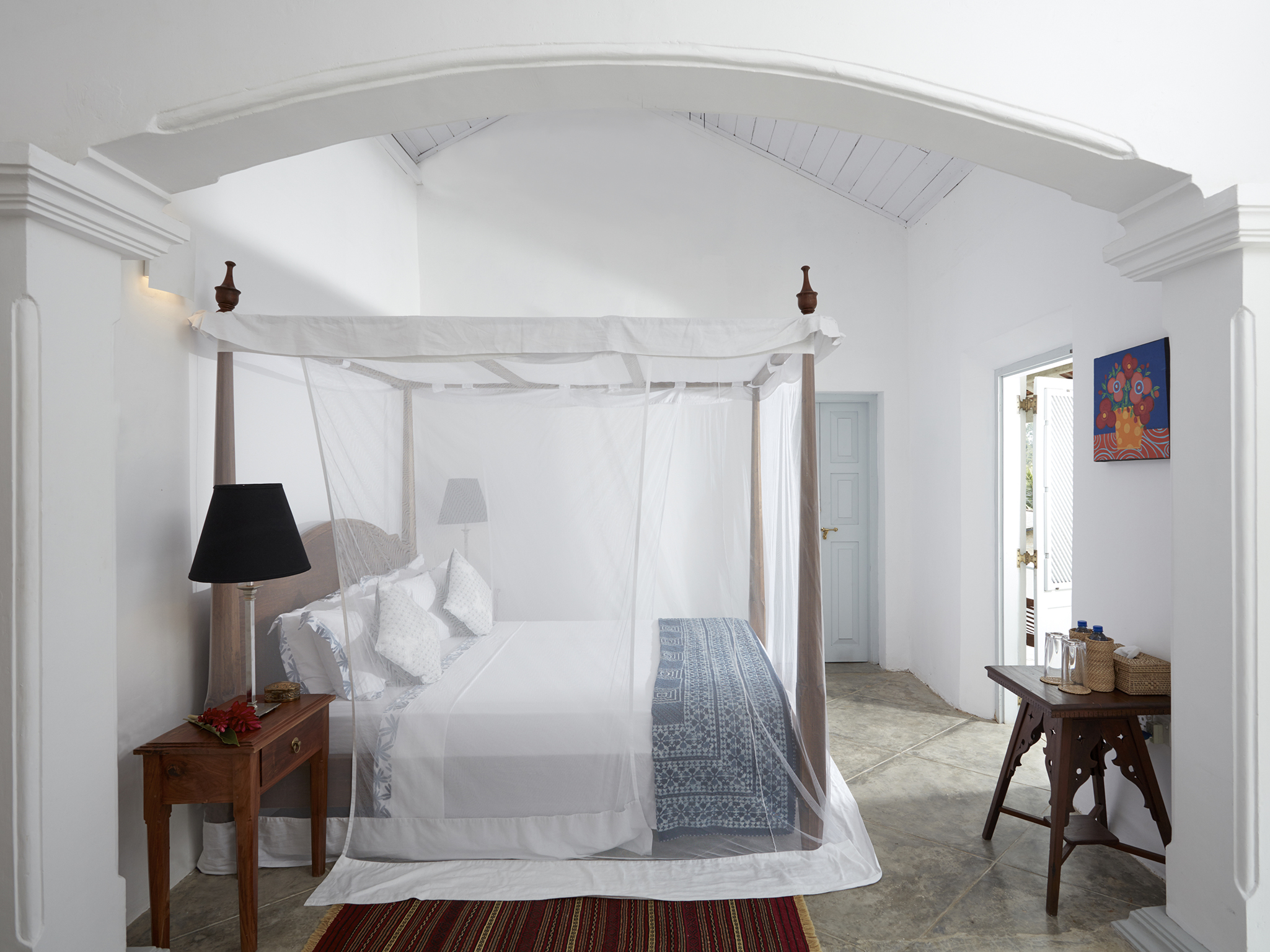 Pooja Kanda - Guest bedroom four features - Villa Pooja Kanda, Habaraduwa-Koggala, South Coast
